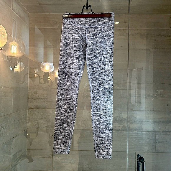 Ivivva Leggings Size 10 - Picture 1 of 5